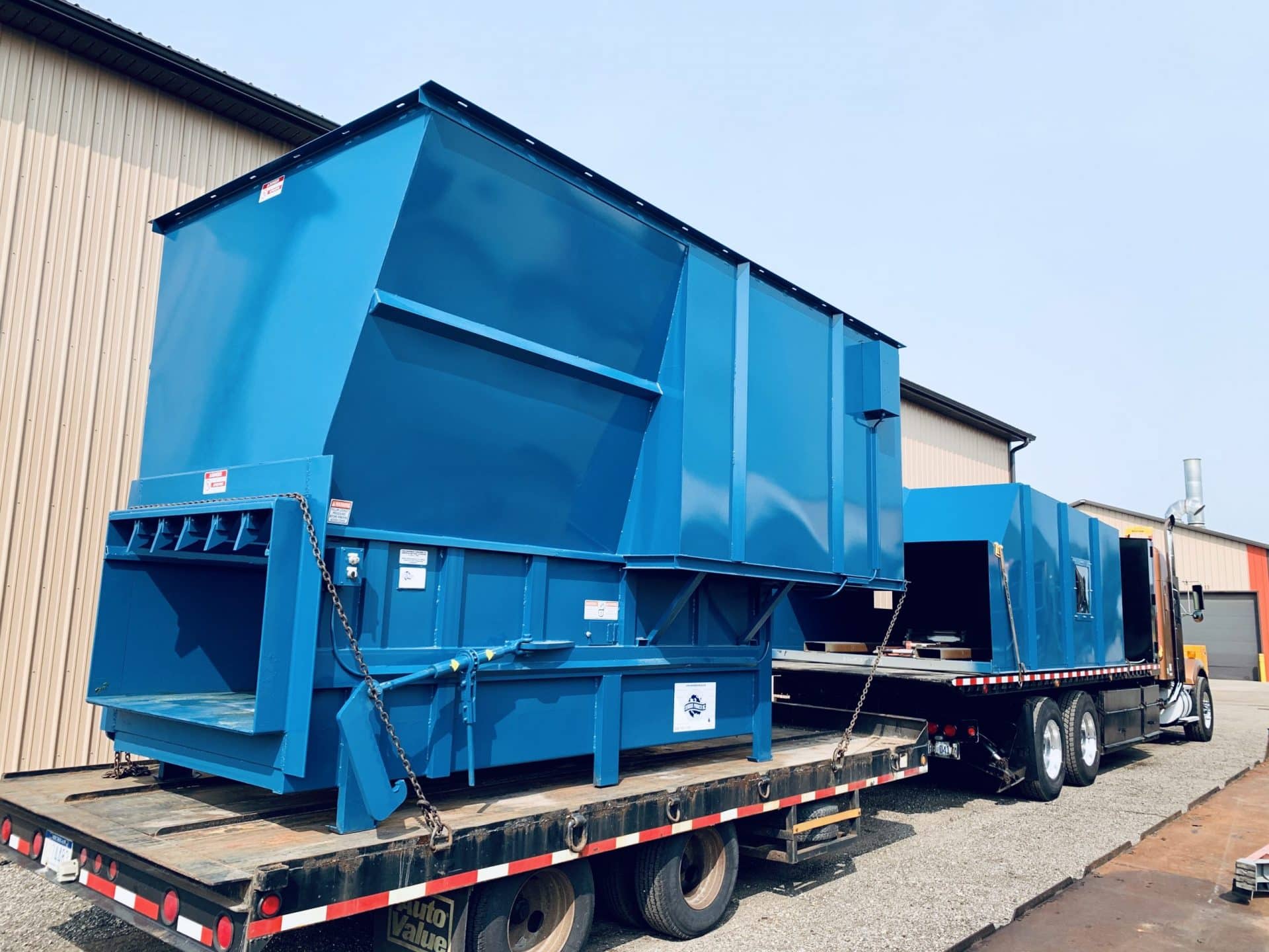 INDUSTRIAL STATIONARY COMPACTOR 5260